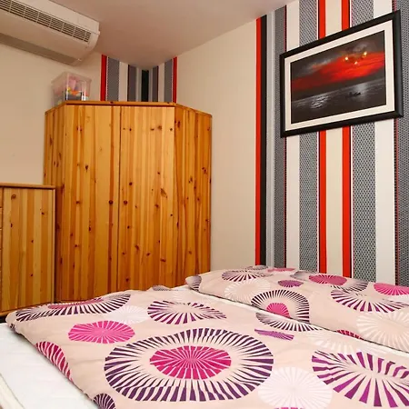 399 - Modern Szallas, Vizparti Apartmanban Apartment